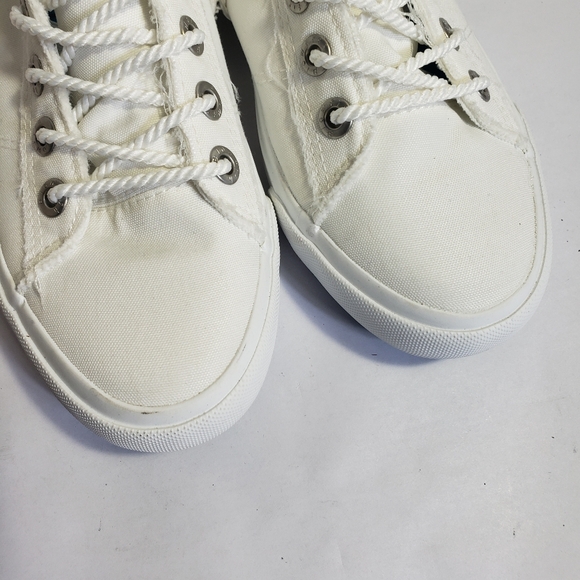 Blowfish White Canvas Sneakers Size 7 - Picture 4 of 16